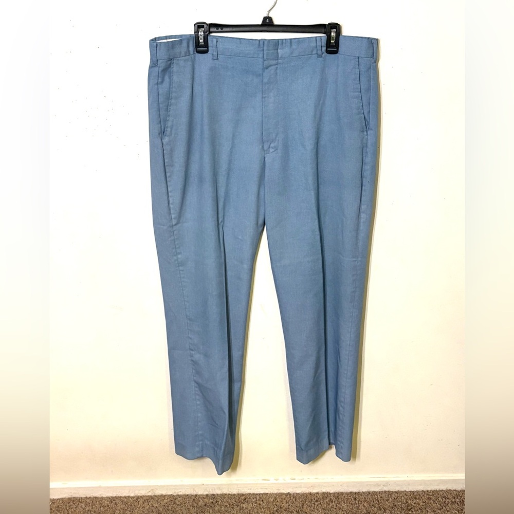 Knight Bridge Men's Blue Dress Pants. Size 38 x 32. EUC.